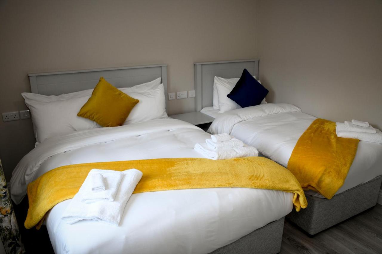 County Leitrim The Leitrim Inn And Blueway Lodge المظهر الخارجي الصورة